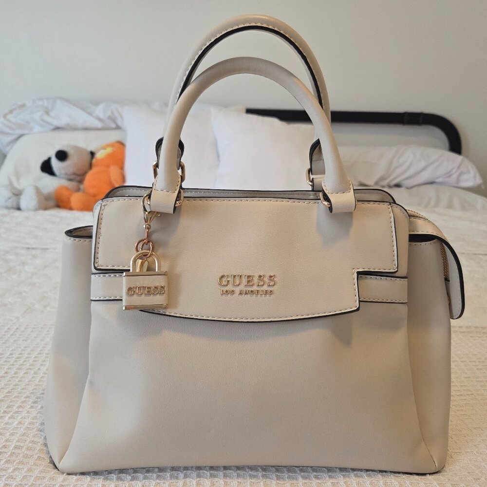 White GUESS Satchel bag